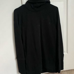 Lululemon Tunic turtle neck sweatshirt size 6